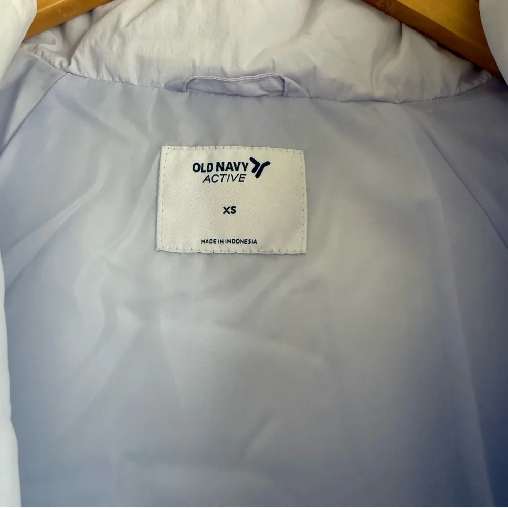 Old Navy Active Oversized Crop Puffer Jacket Size XS - Picture 5 of 10